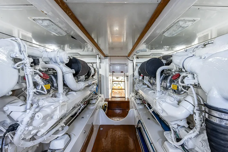 Will Rise Yacht Photos Pics 