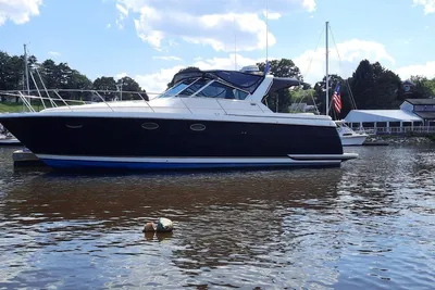 Tiara Yachts 3500 Express