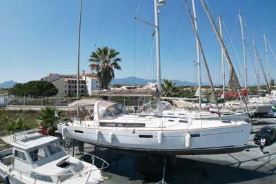 2013 Beneteau Oceanis 45