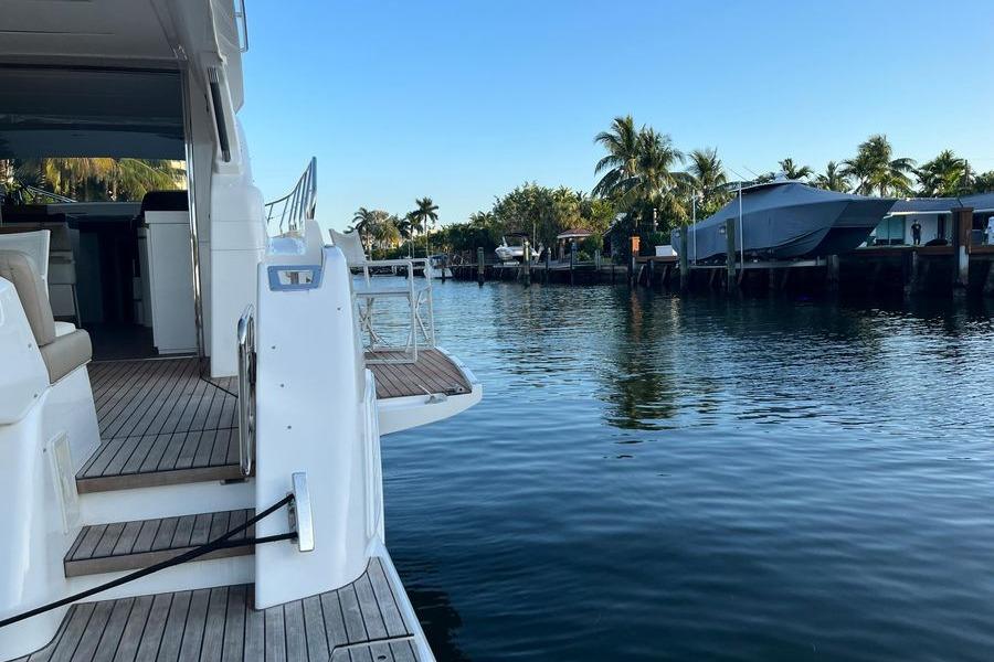 Luxury 2019 Schaefer 510 GT Pininfarina yacht wing out.