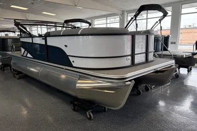 Crest 200 SLC Classic LX