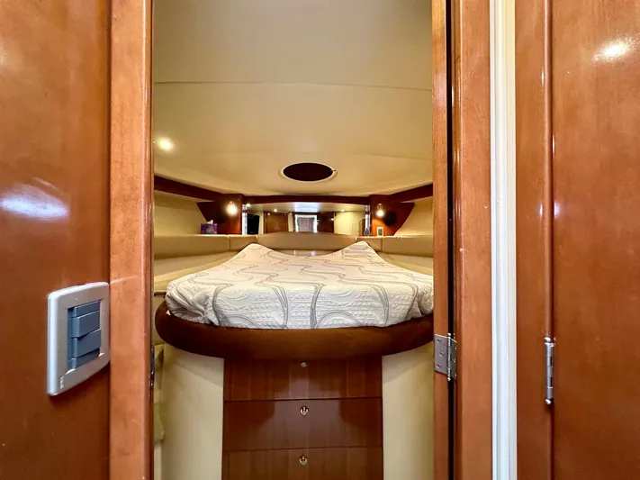 Losing All Control Yacht Photos Pics 