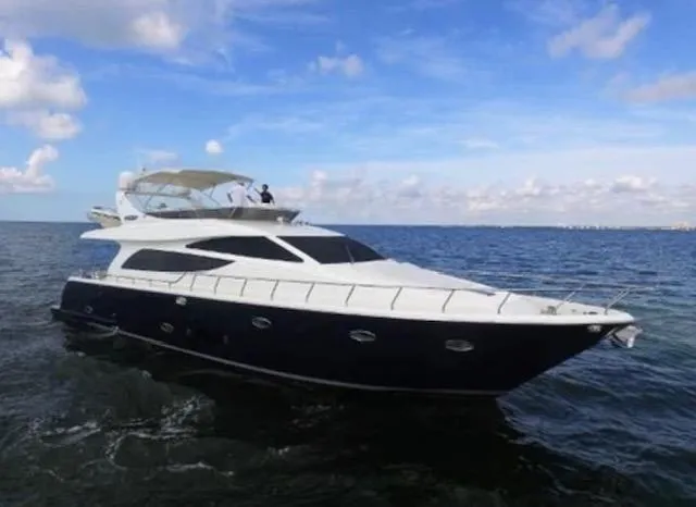 Miss C Yacht Photos Pics 