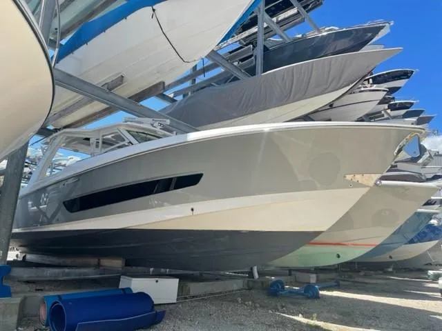 Inspiration II Yacht Photos Pics 