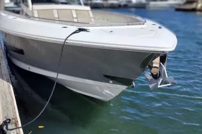 Boston Whaler 420 Outrage