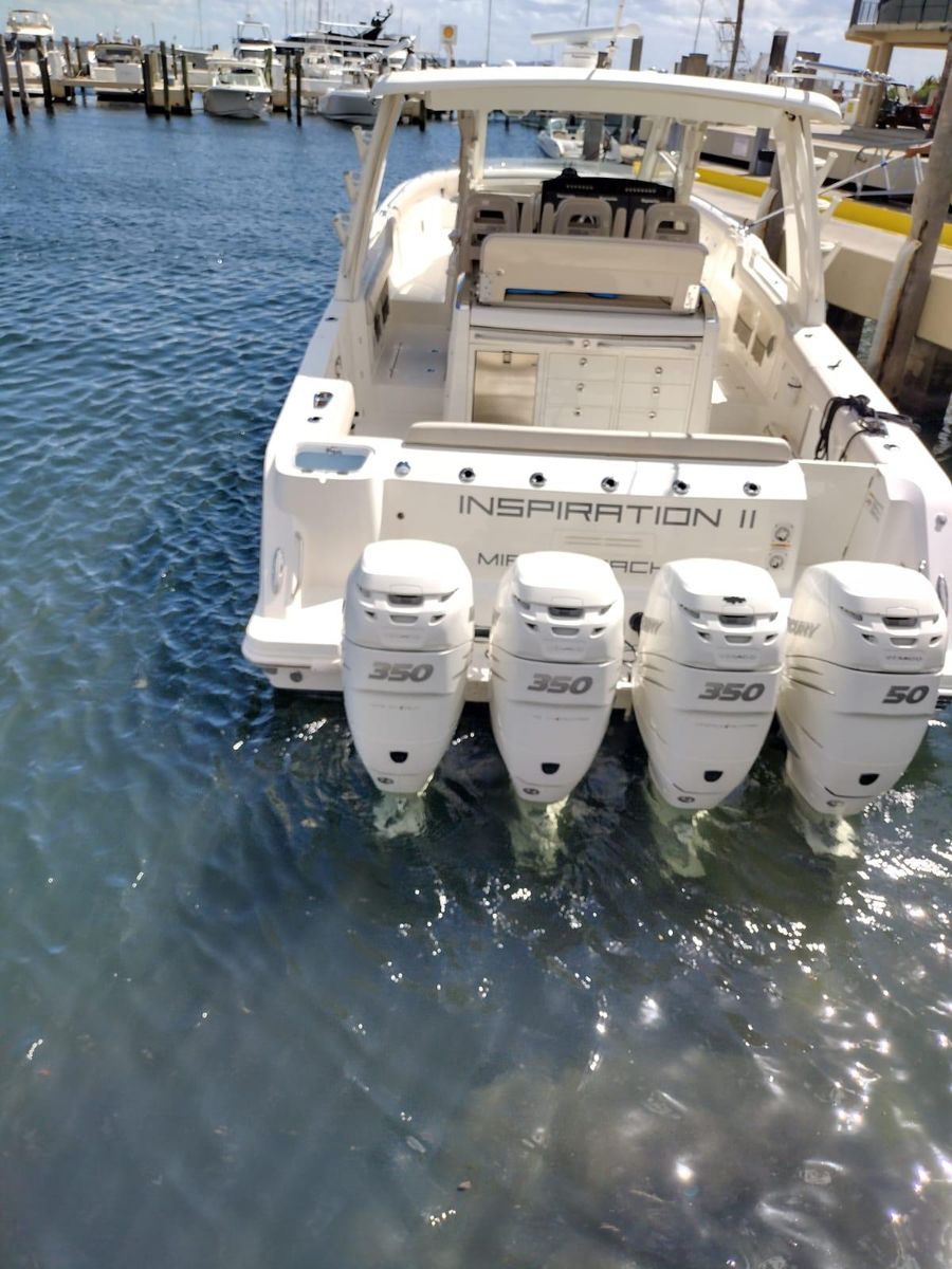 2018 Boston Whaler 42 