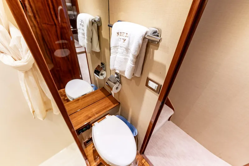 Reel Joy Yacht Photos Pics 