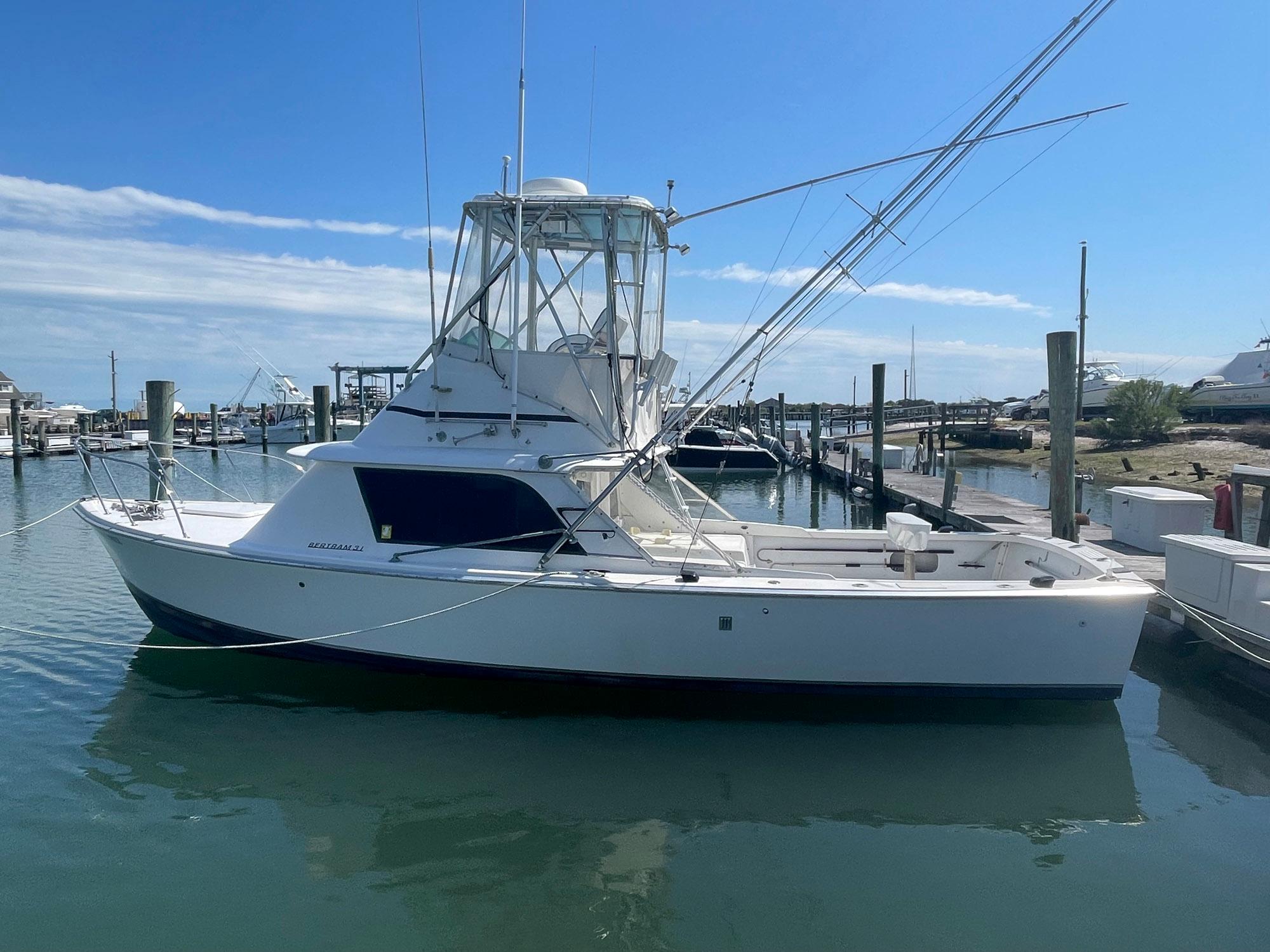 1970 Bertram 31 Flybridge Cruiser Flybridge For Sale - YachtWorld