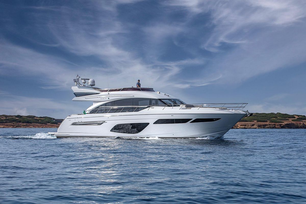 2020 Princess 69 