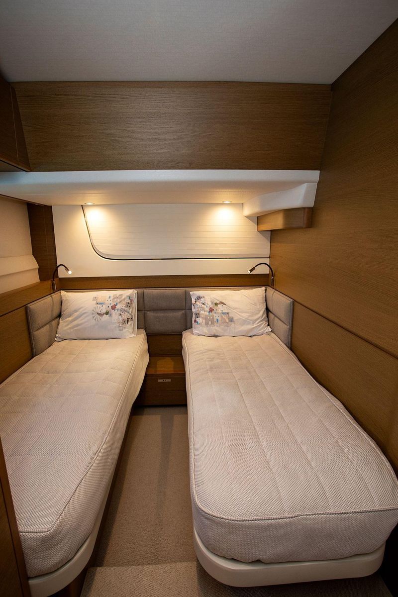 2020 Princess 69 