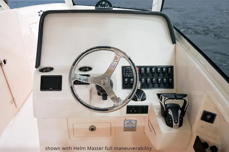  Yacht Photos Pics Manufacturer Provided Image