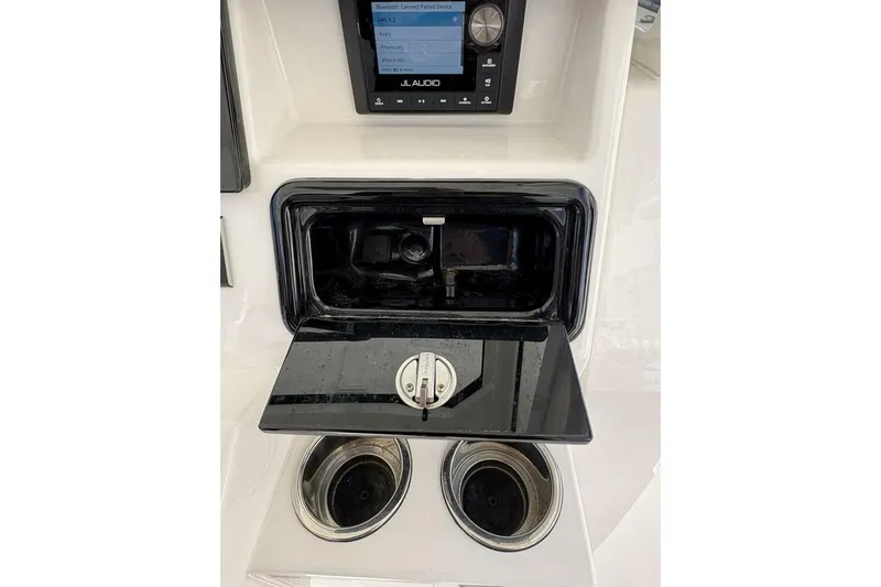 Hot Pursuit Yacht Photos Pics 2023 Pursuit S 288