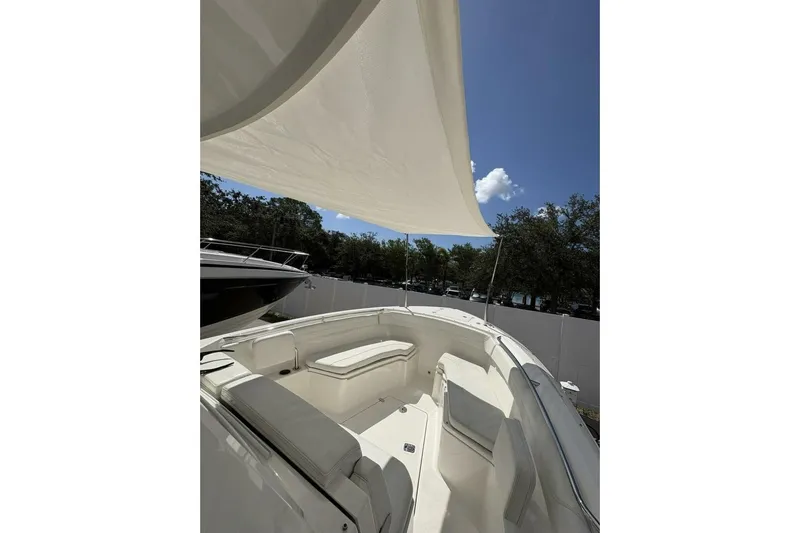 Hot Pursuit Yacht Photos Pics 2023 Pursuit S 288