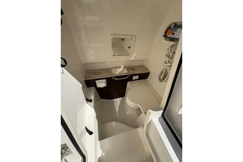 Hot Pursuit Yacht Photos Pics 2023 Pursuit S 288