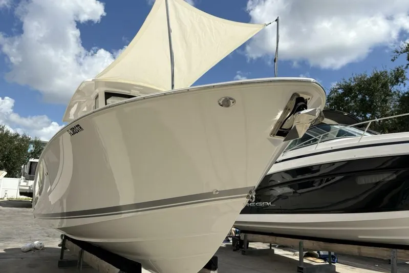 Hot Pursuit Yacht Photos Pics 2023 Pursuit S 288