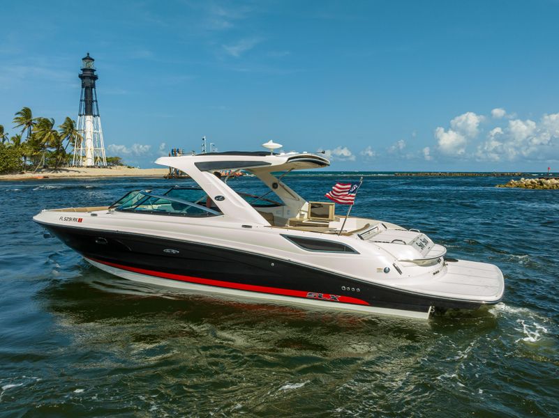 2016 Sea Ray 350 SLX