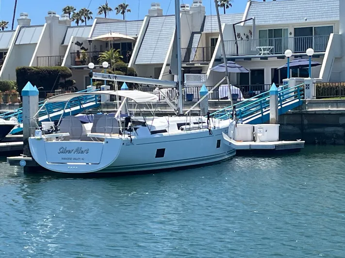 Silver Alert Yacht Photos Pics 
