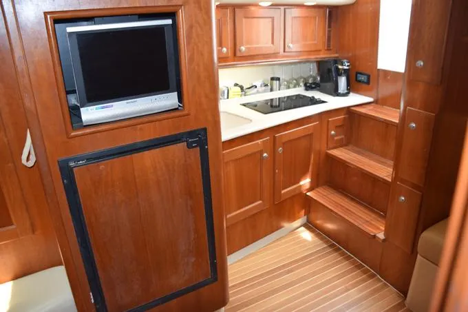 Rahiti Yacht Photos Pics Galley aft