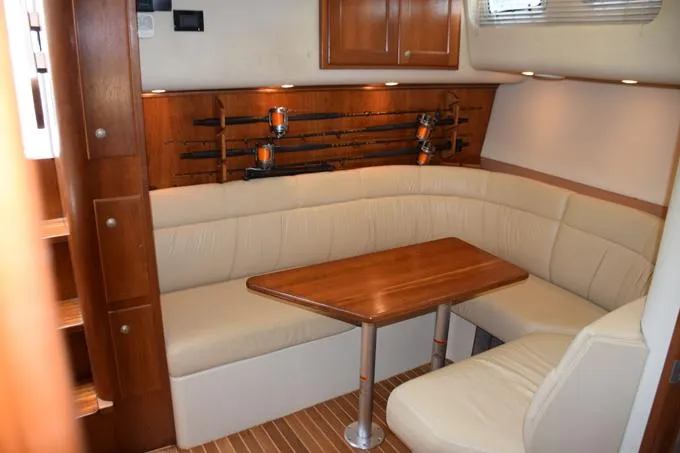 Rahiti Yacht Photos Pics Convertible dinette