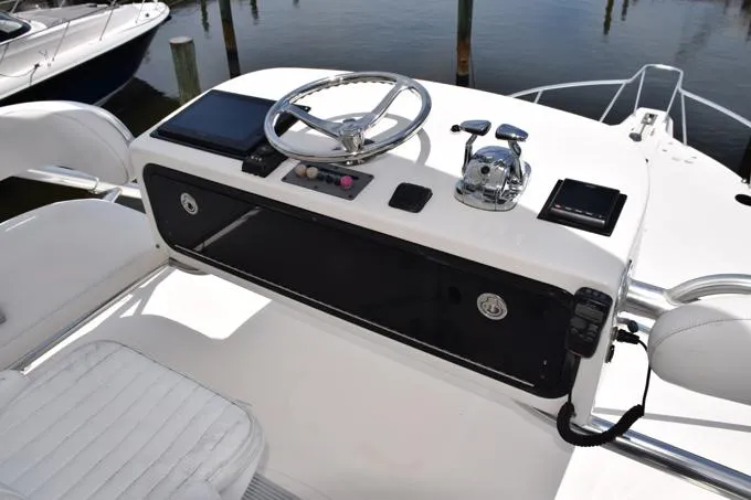 Rahiti Yacht Photos Pics Tower Helm