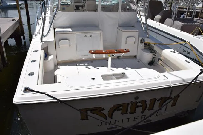 Rahiti Yacht Photos Pics Coaming bolsters on cockpit sides