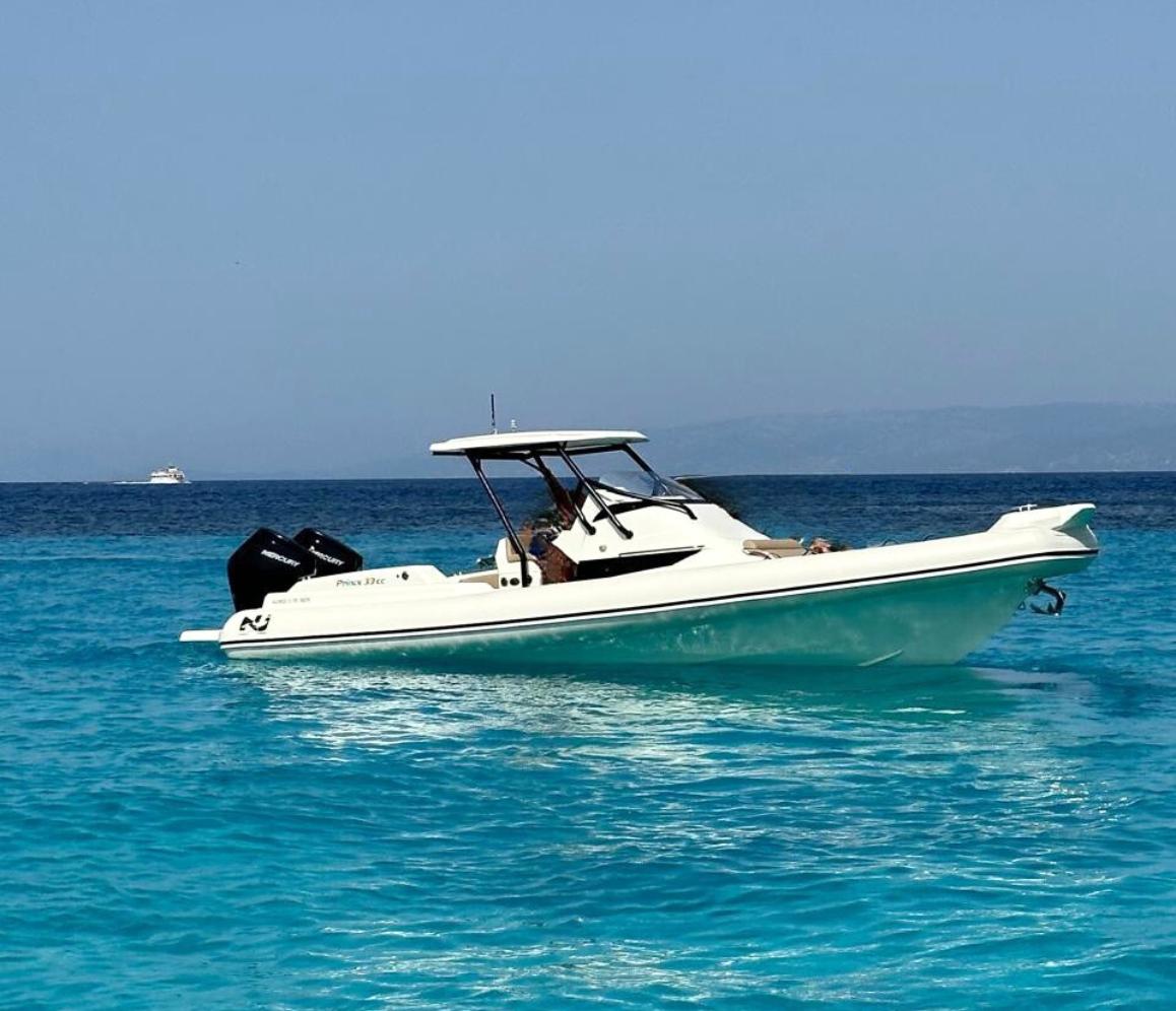 2024 Nuova Jolly Prince 33 Center Console