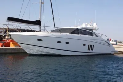 2010 Princess V62
