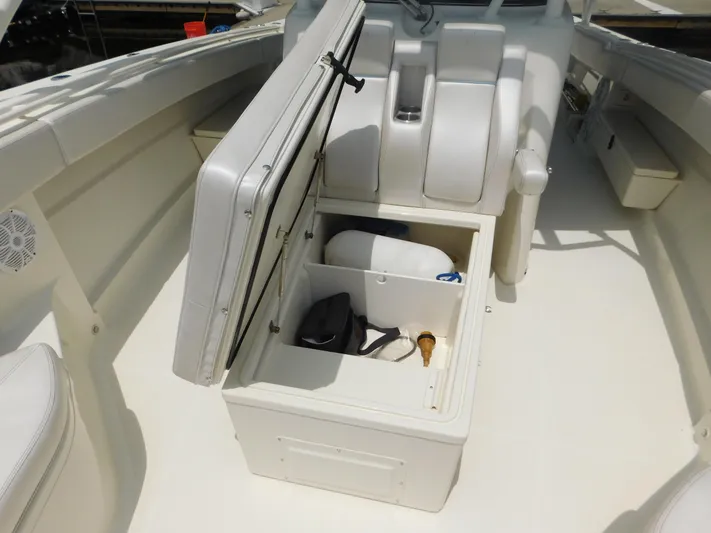  Yacht Photos Pics 2013 Hydra-Sports 4200 Siesta boat interior with open storage compartment.
