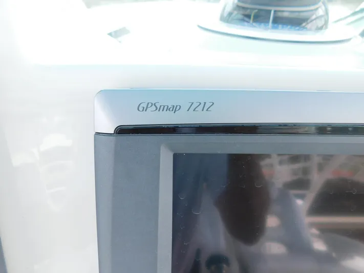  Yacht Photos Pics Close-up of GPSmap 1212 on 2013 Hydra-Sports 4200 Siesta boat.