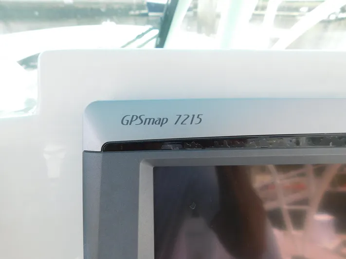  Yacht Photos Pics GPSmap 7215 device on 2013 Hydra-Sports 4200 Siesta boat dashboard.