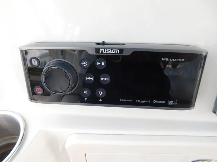  Yacht Photos Pics Fusion MS-UD750 marine stereo on 2013 Hydra-Sports 4200 Siesta boat dashboard.