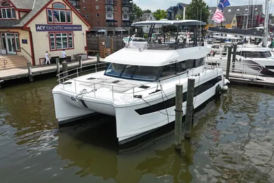 Fountaine Pajot MY 44