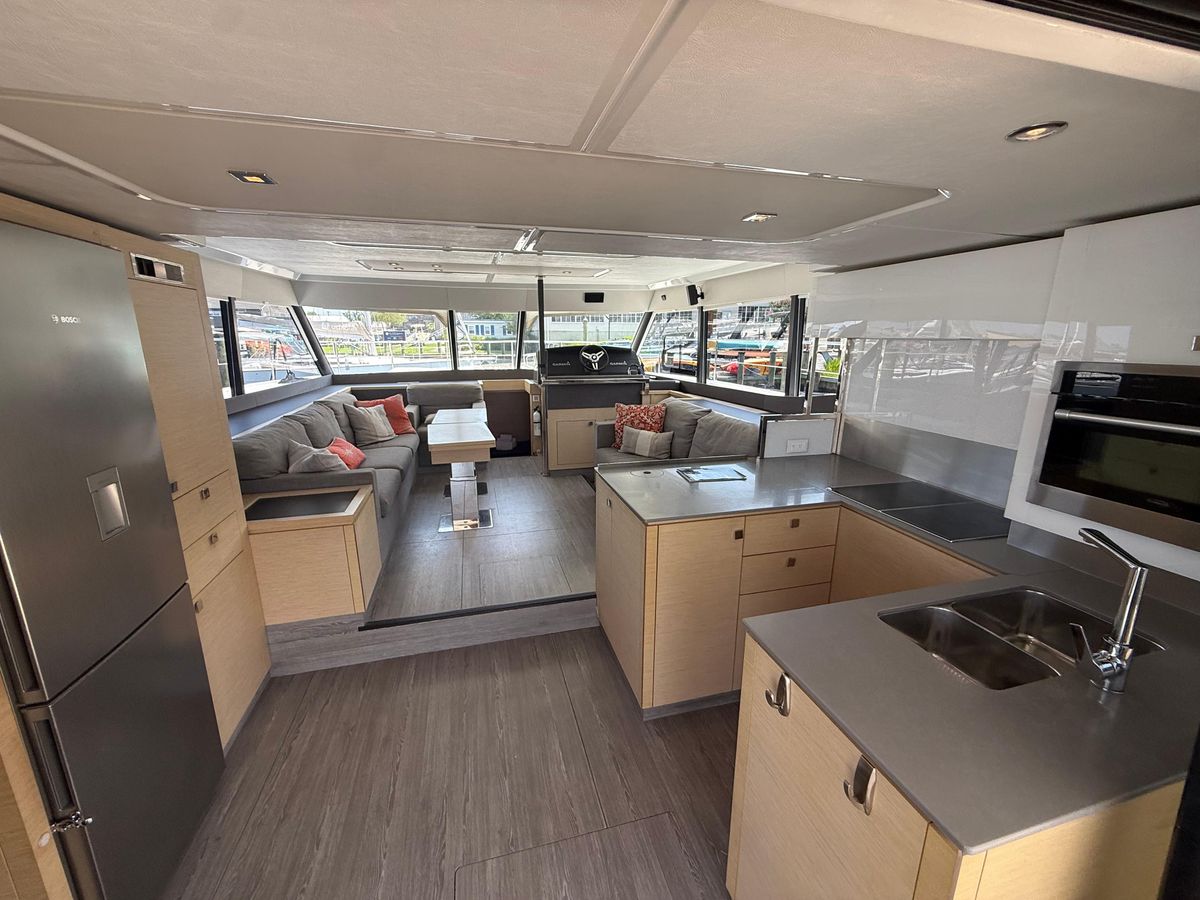 2018 Fountaine Pajot 44 