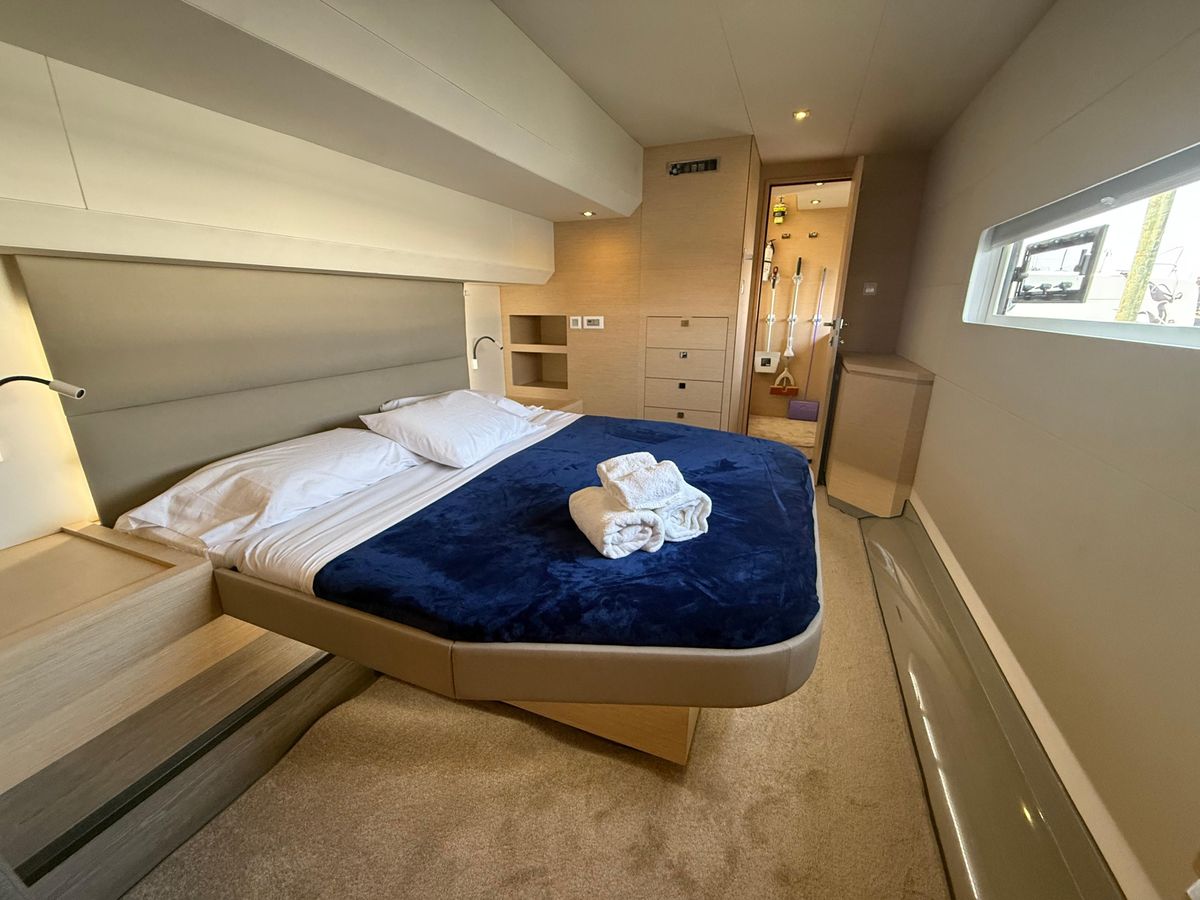 2018 Fountaine Pajot 44 