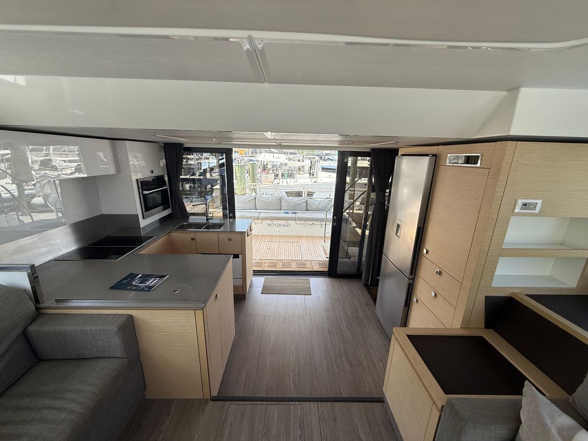 2018 Fountaine Pajot 44 
