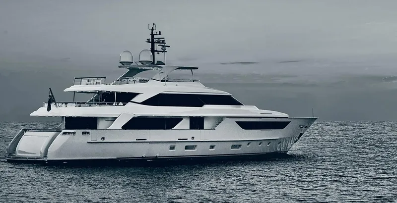 Les Bruxellois Yacht Photos Pics SANLORENZO SD 126 Profile picture