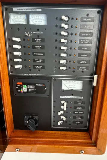 Wren Yacht Photos Pics 