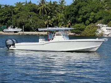 Ocean Master 336 Center Console
