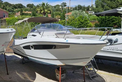 2017 Jeanneau Cap Camarat 8.5 WA