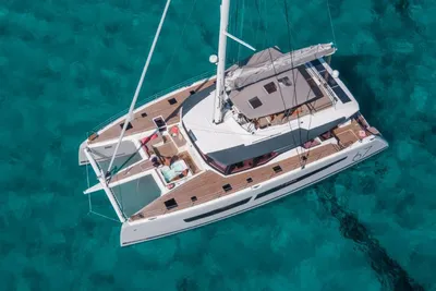 Fountaine Pajot Alegria 67