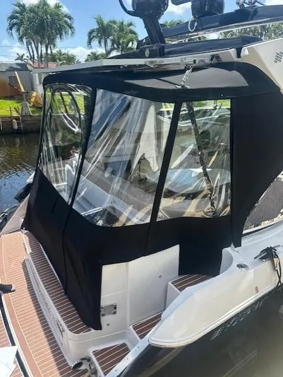 Namaste III Yacht Photos Pics 