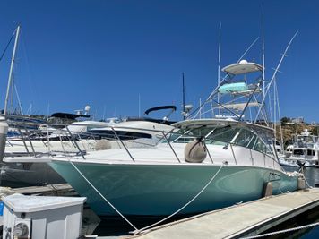 2005 Cabo 40 Hardtop Express
