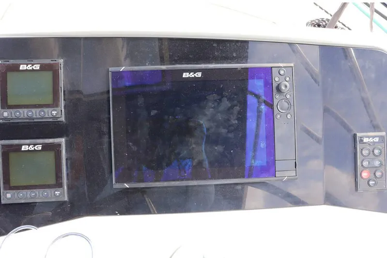 Libertas Ds Yacht Photos Pics Control panel of a 2019 Lagoon 450 F catamaran with B&G navigation displays.