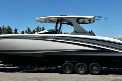 Mystic Powerboats M4200