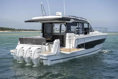2025 Jeanneau Merry Fisher 1295 Coupe