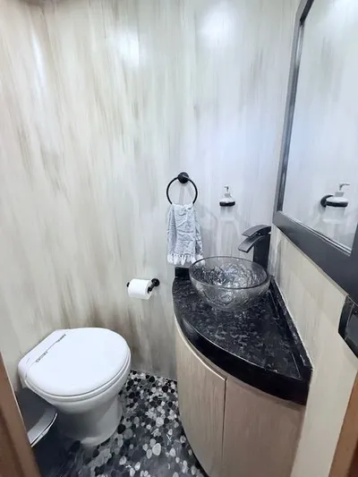 Mia Yacht Photos Pics 