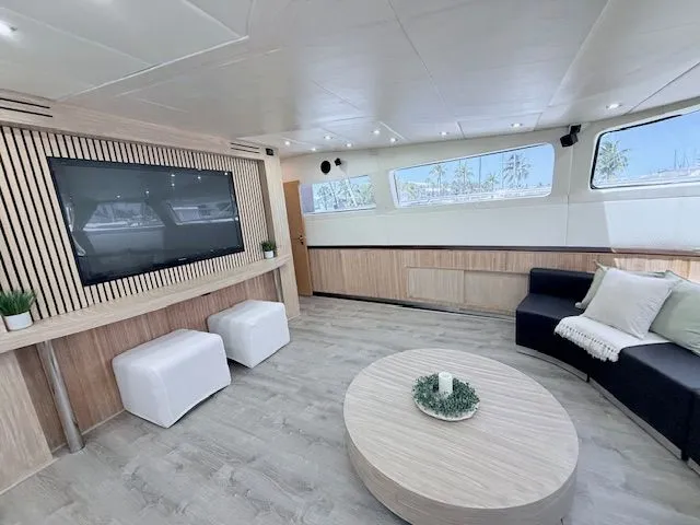 Mia Yacht Photos Pics 