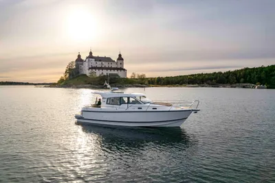 2025 Nimbus 365 Coupe