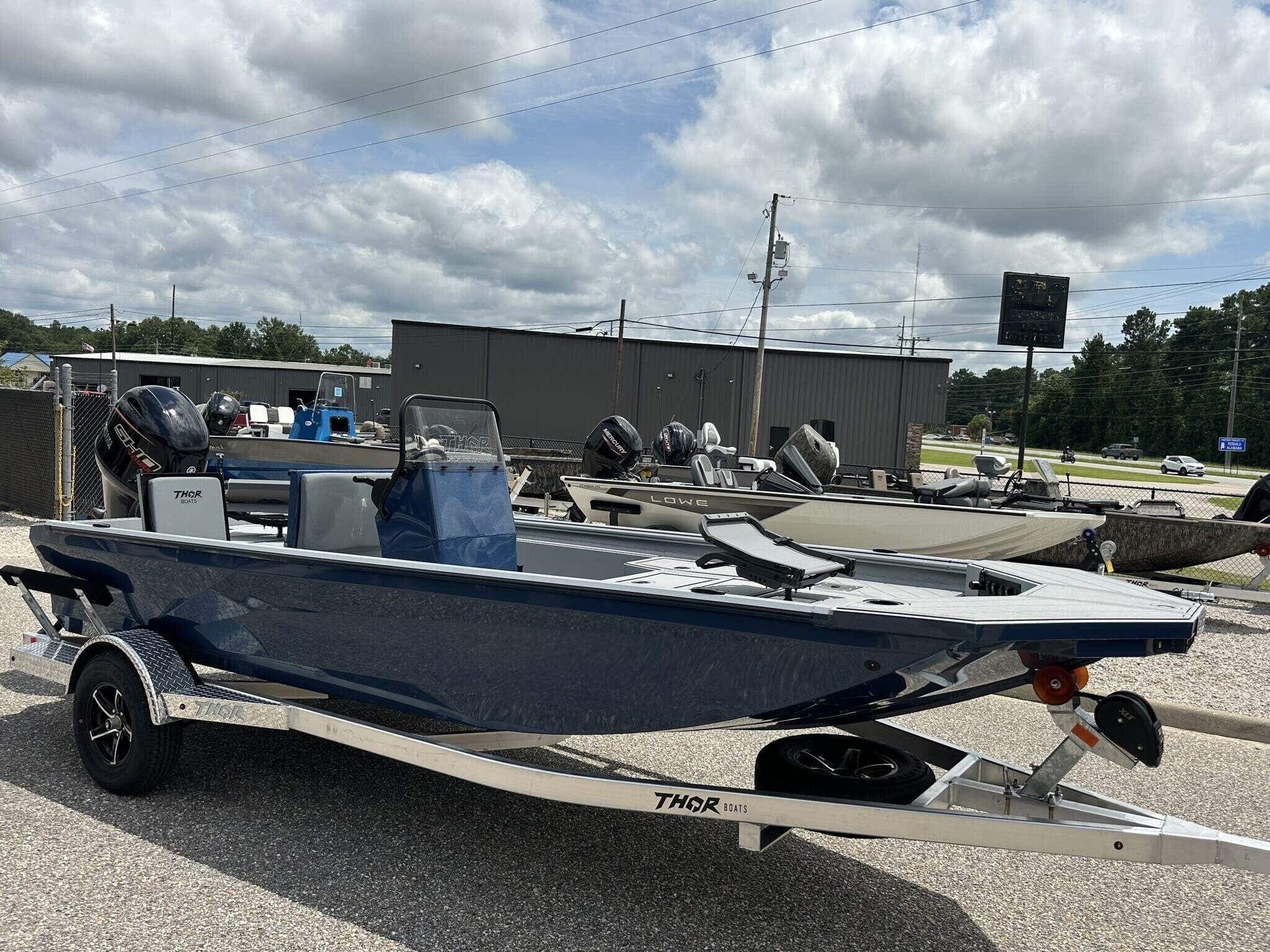 Thor LAKE HAMMER 1900 CC