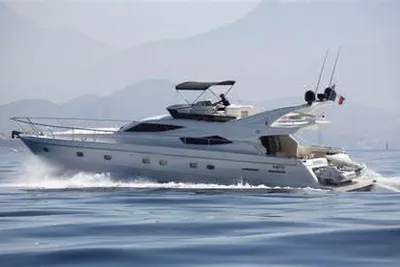 2002 Ferretti Yachts 620